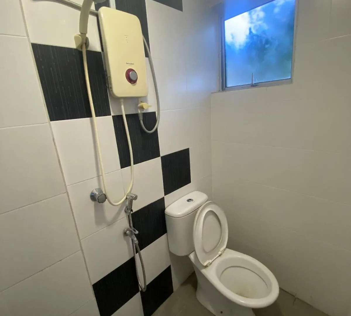 Bright Apartment In Klebang Ipoh